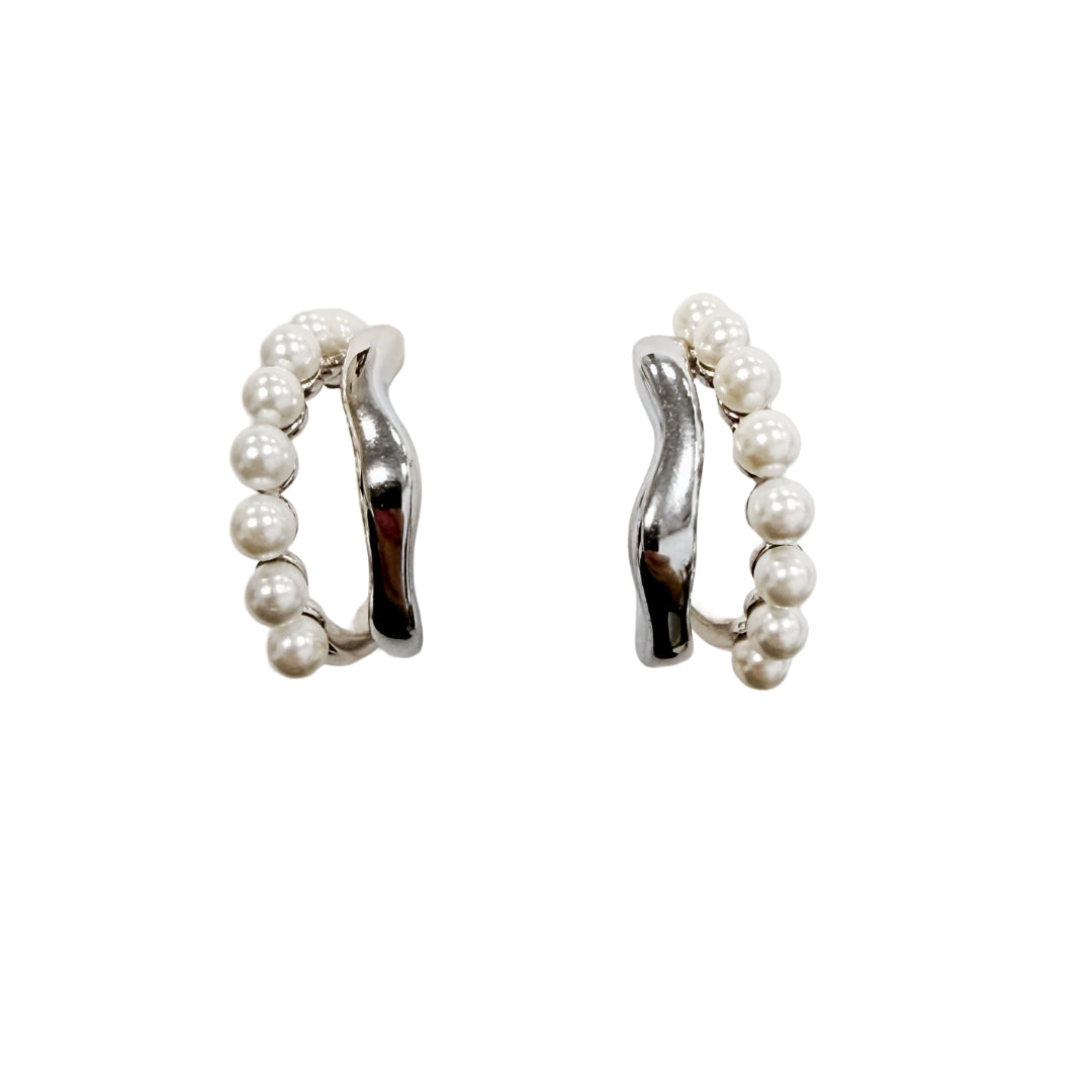 Allura Pearl and Sterling Silver Split Hoop