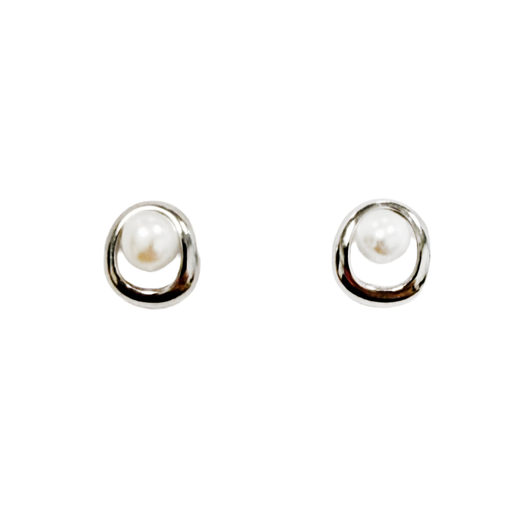 Allura Open Sterling Silver Pearl Stud