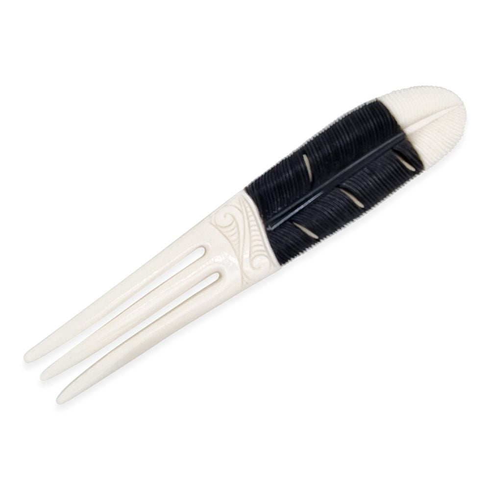 Wild at Heart Huia Feather Carved Bone Comb