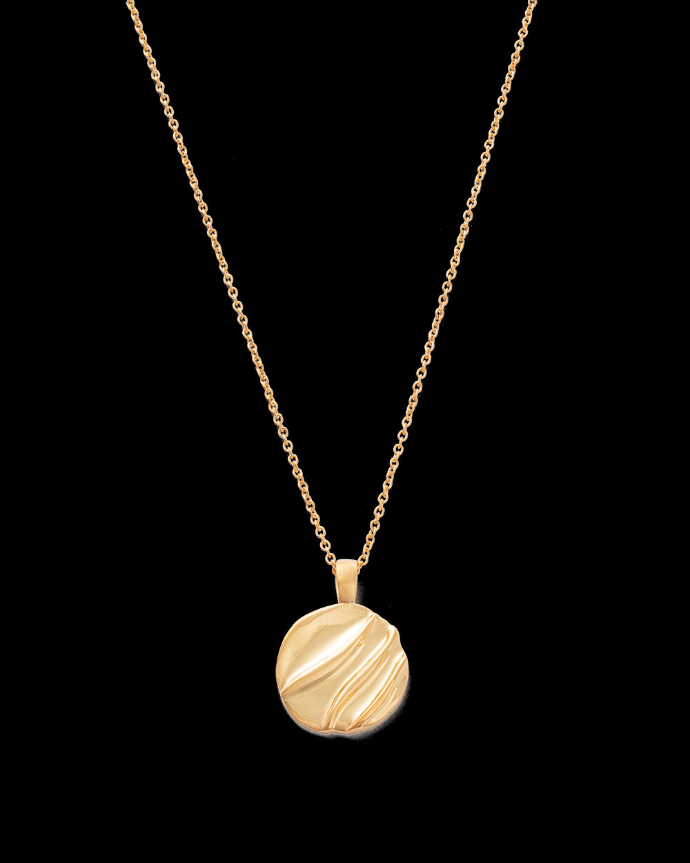 Kirstin Ash Intertwine Circle Necklace, 18k Gold Vermeil