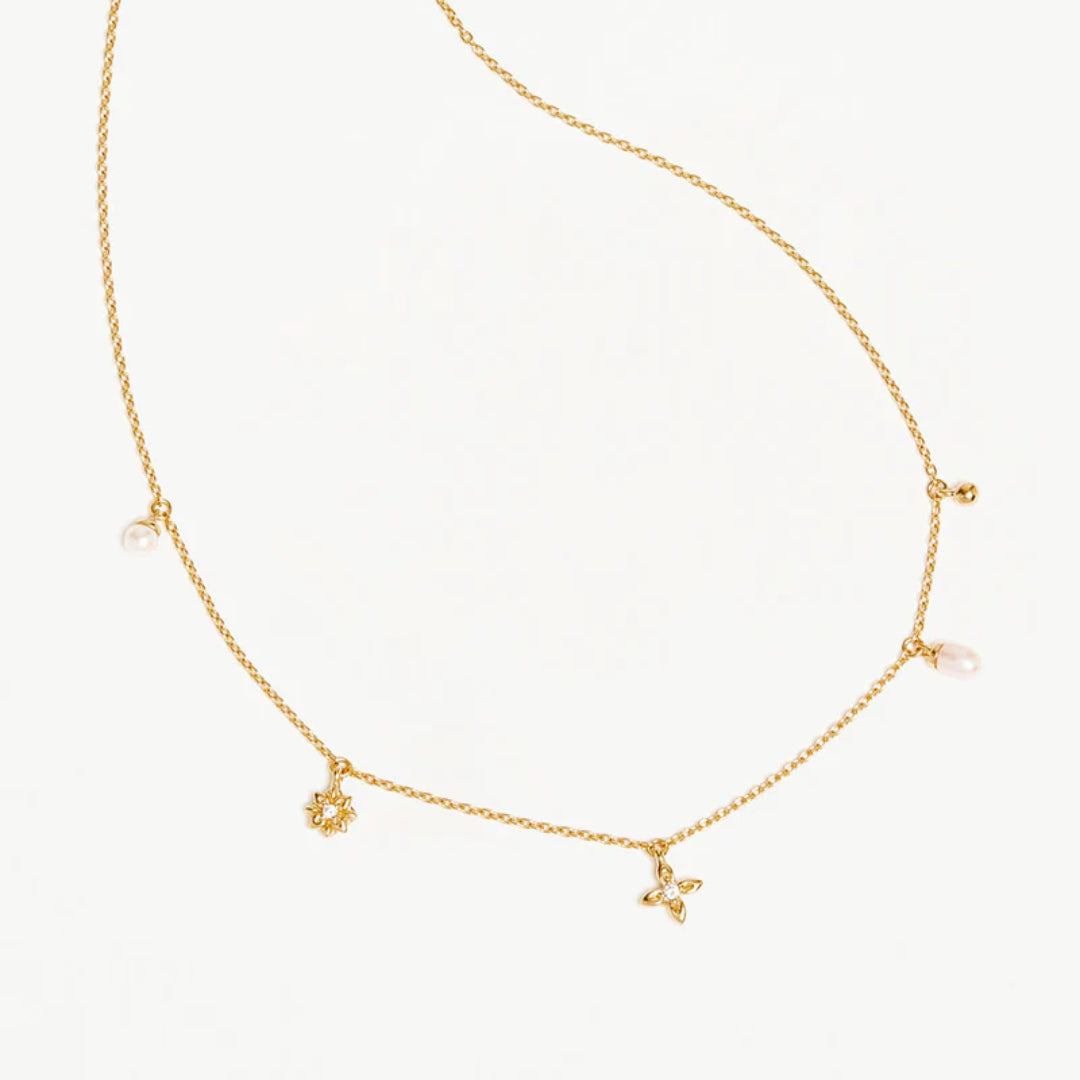 By Charlotte | Live in peace | 18k Gold Verrmeil | Fresh water pearl | Chocker | 41cm