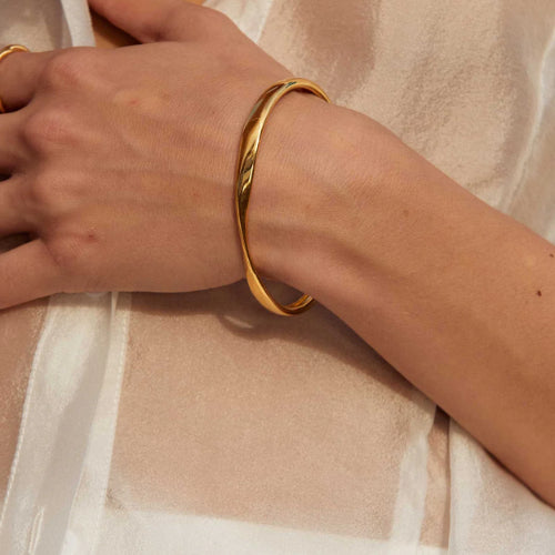 Kirstin Ash | 18k Gold Plated | Fold Bangle