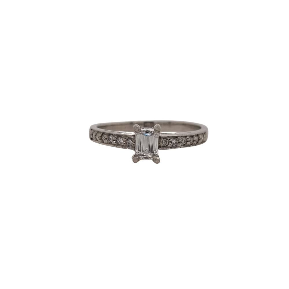 18ct White Gold Diamond Ring (O)